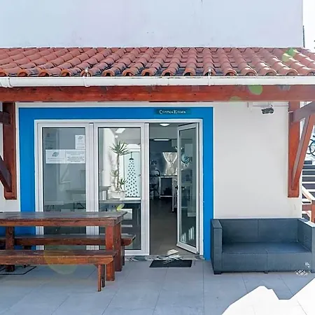 Otel Peniche Surfcamp *