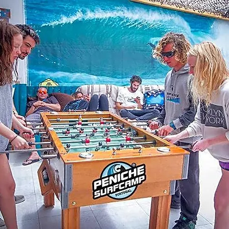 Otel Peniche Surfcamp